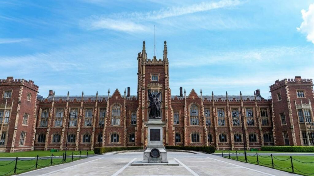 Can You Apply to Two Different Courses at the Same University?